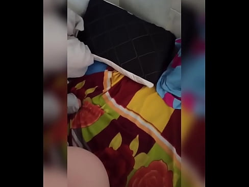 ❤️ Ҳамҳуҷраи ман дар хона танҳо мемонад, зеро шавҳараш ба рухсатӣ меравад ва ман аз фурсат истифода бурда, ӯро сиҳат мекунам ва харашро аз шир пур мекунам ❤ Порнои мақъад дар мо tg.sexarxiv.ru